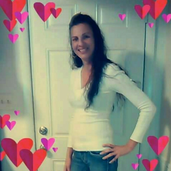 angela_tyndall